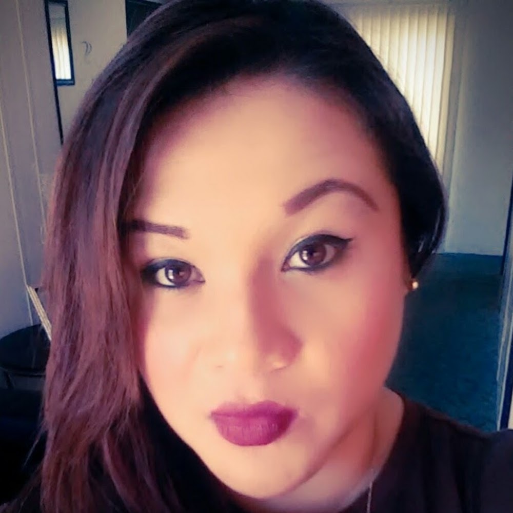 Meet your Posher, Zayra